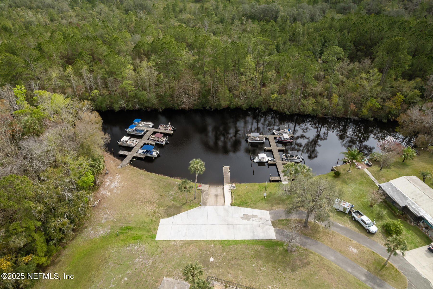 Property Photo: 141 Pine Lake Drive FL 32189