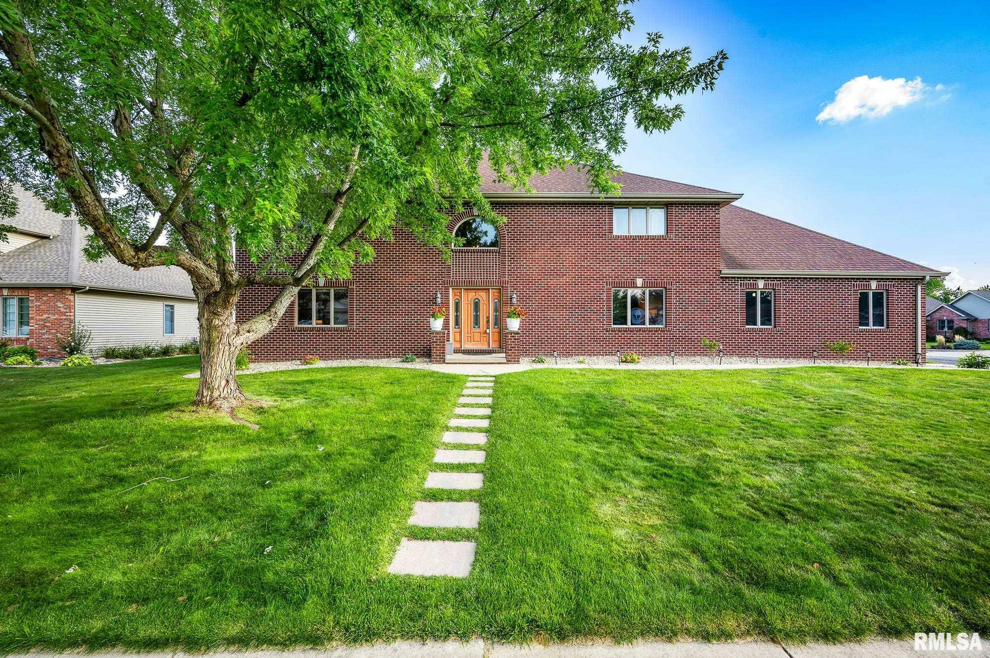 Property Photo: 34 Columbine Street IL 61550
