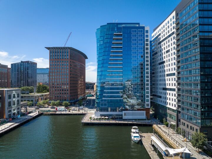 Property Photo: 150 Seaport Blvd 20E MA 02210
