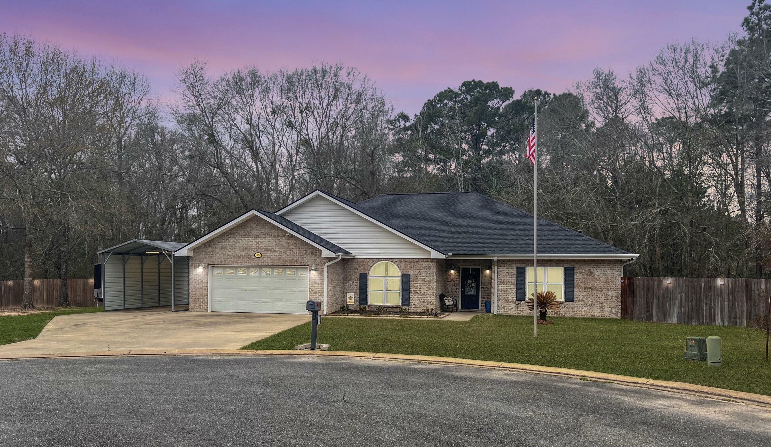 Property Photo: 1090 Gage Dr LA 70634