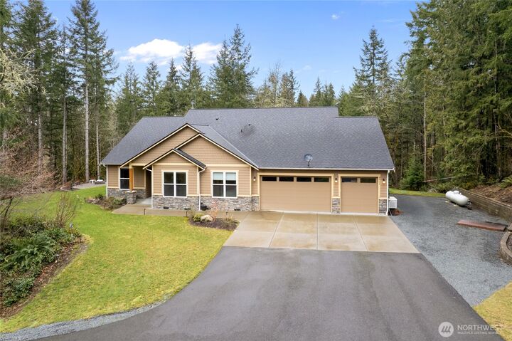 Property Photo: 8922 Pilchuck Tree Farm Road WA 98252