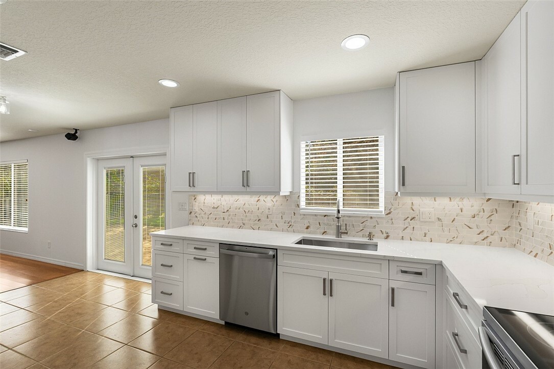 Property Photo: 4455 55th Street FL 32967