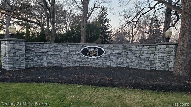 6290 Bridle Path  Grand Blanc Twp MI 48439 photo