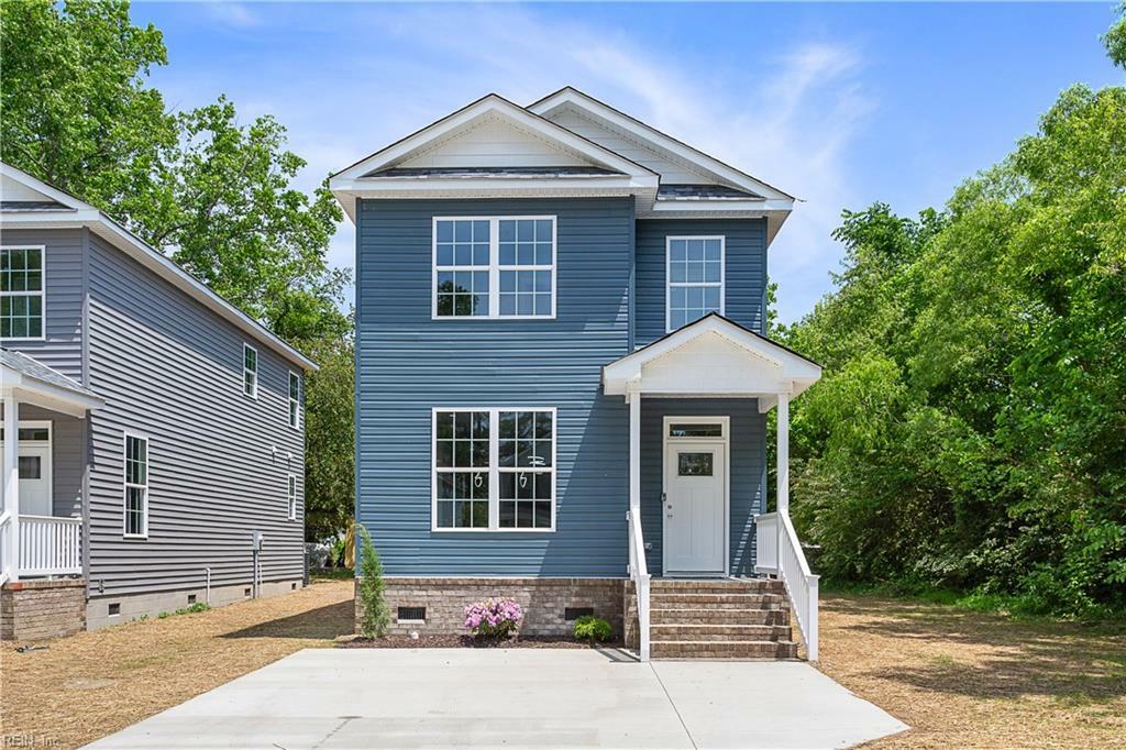 Property Photo: 300 Fulcher St VA 23434