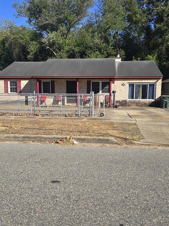 Property Photo: 7604 Galveston Blvd VA 23505