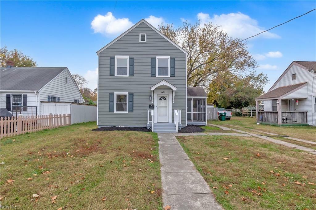 Property Photo: 1621 Wickham Ave VA 23607