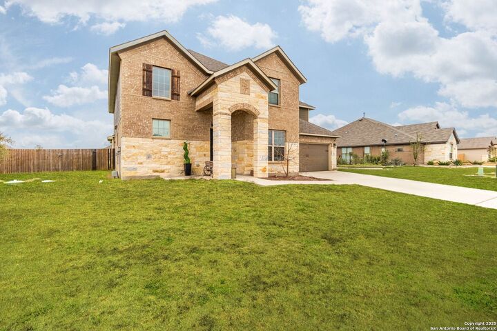 Property Photo: 5104 Tupelo TX 78263