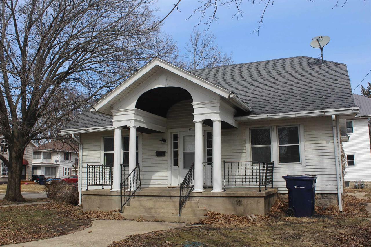 Property Photo:  853 Walker Street  WI 53546 