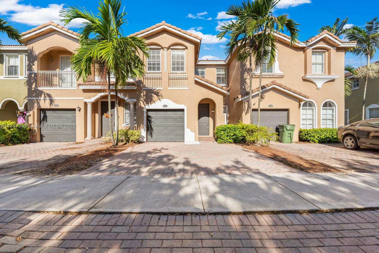 Property Photo:  1397 SE 26th Ave  FL 33035 