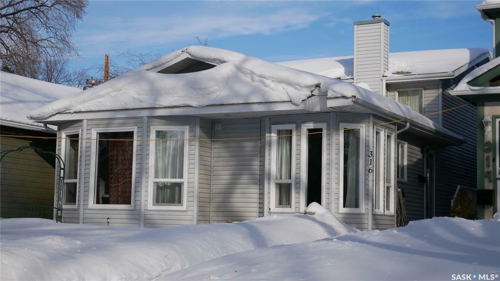 316 32nd Street W  Saskatoon SK S7L 0S6 photo