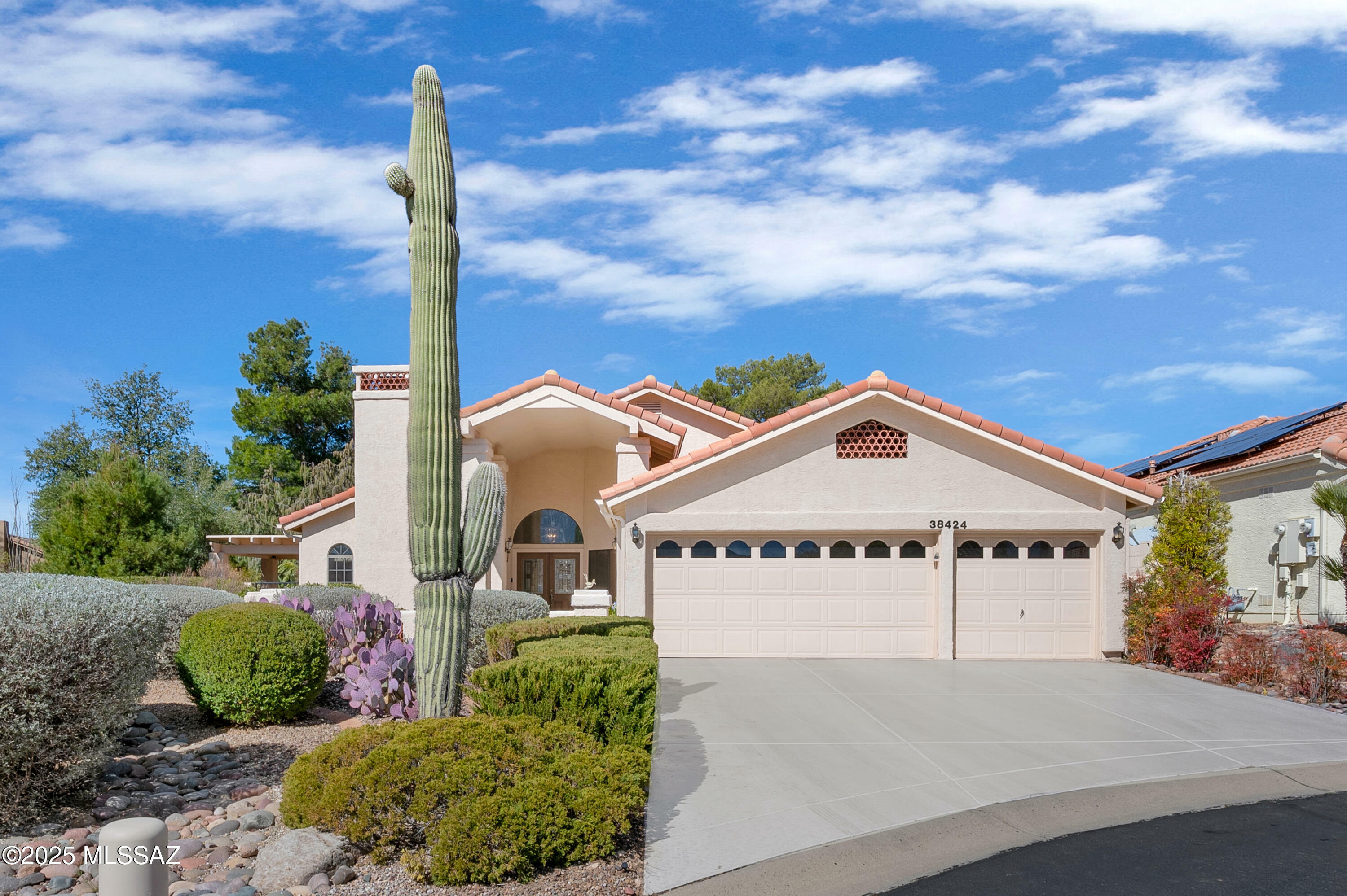 Property Photo:  38424 S Apache Peak Drive  AZ 85739 