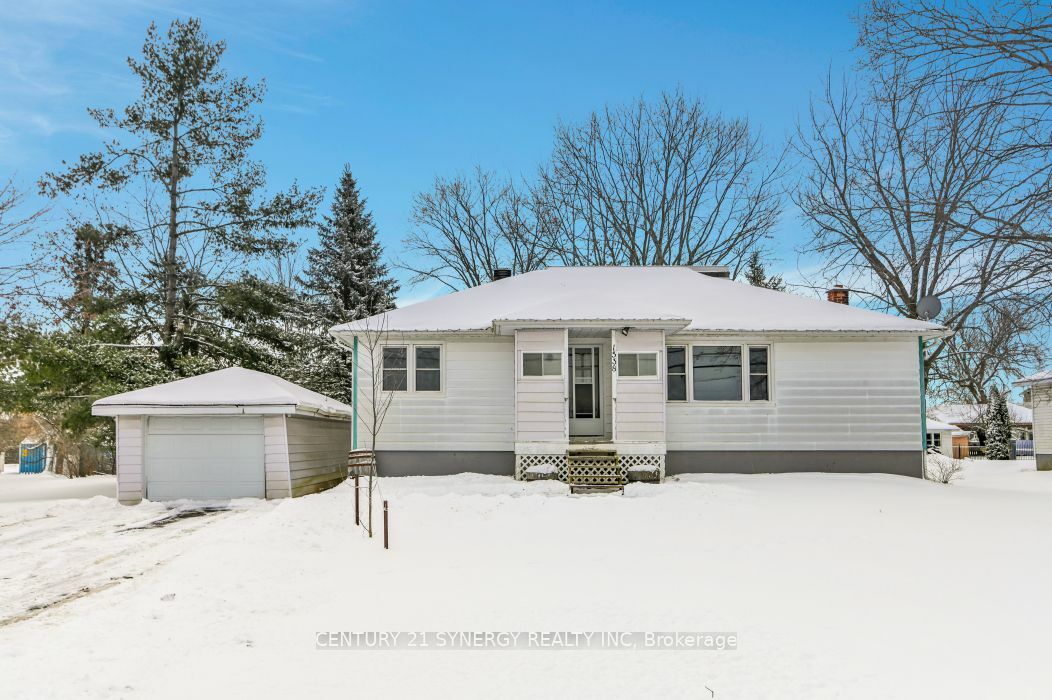 Property Photo:  1538 Old Montreal Rd  ON K4C 1G8 