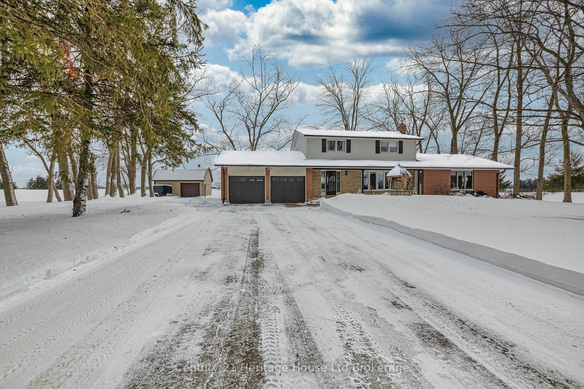 Property Photo:  525870 Oxford Centre Rd  ON N4S 7V8 