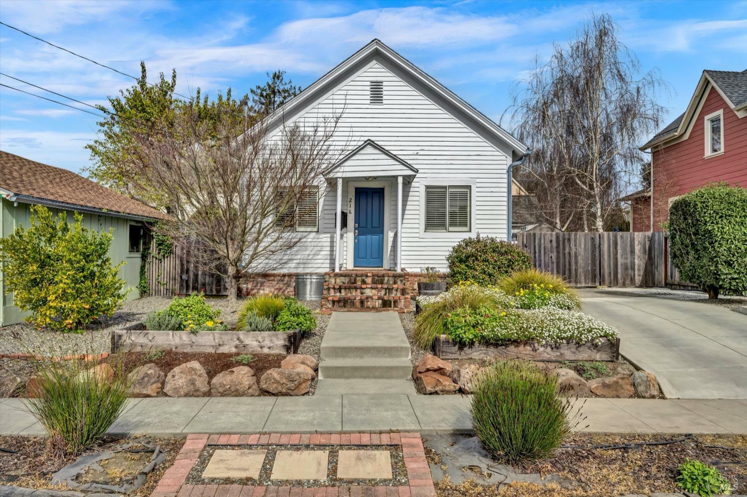 216 Baker Street  Petaluma CA 94952 photo