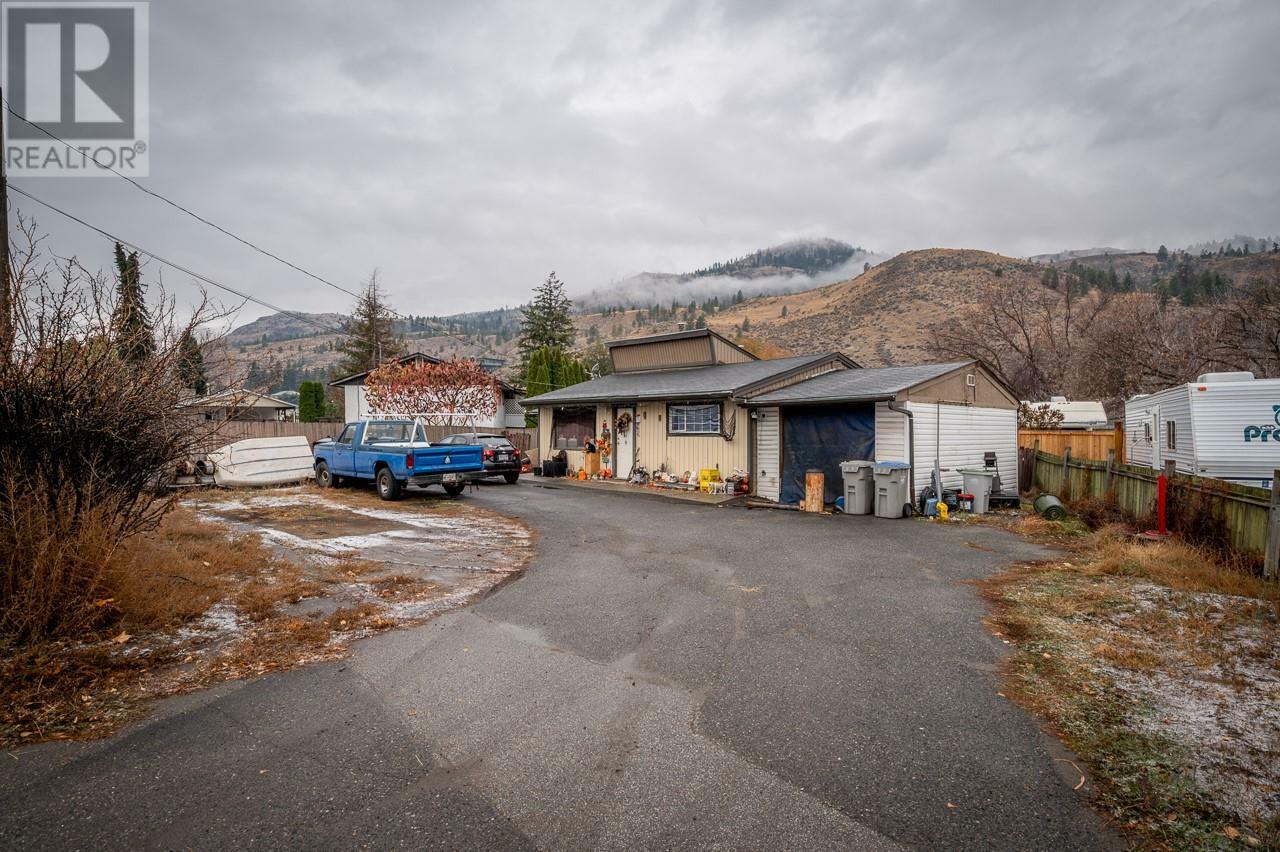 2810 Westsyde Road  Kamloops BC V2B 7E3 photo