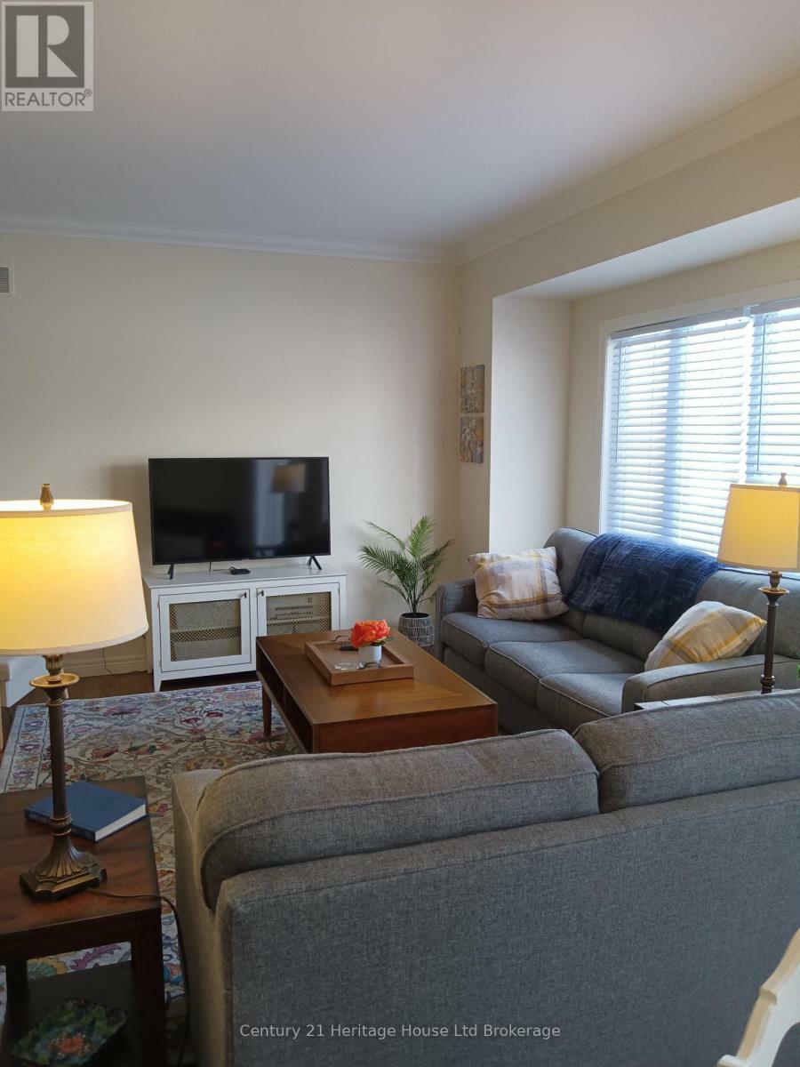 Property Photo:  500 Lakeview Drive 24  ON N4T 1W4 