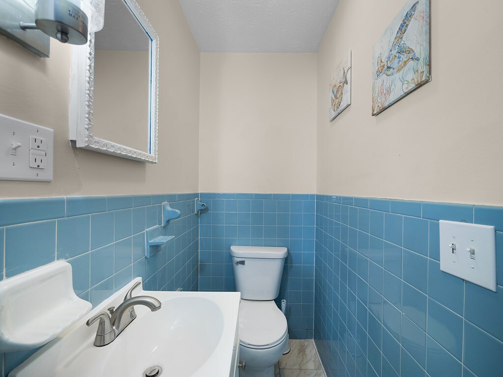 Property Photo: 314 Oaklawn Estates KY 41222