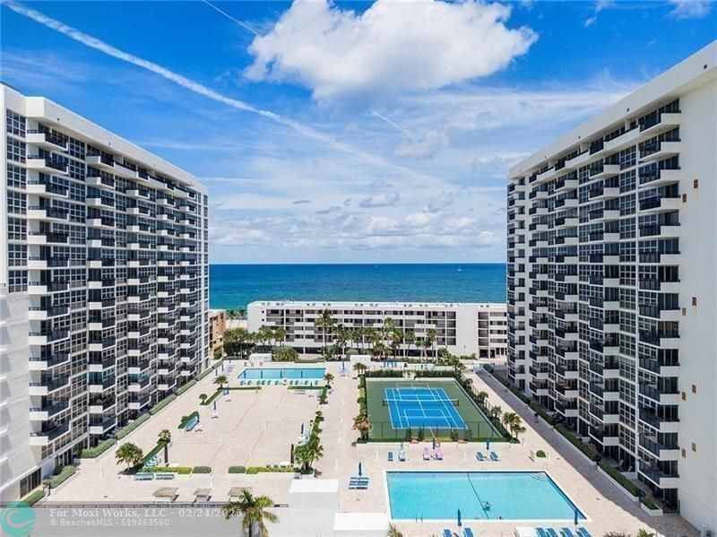 Property Photo: 531 N Ocean Blvd 1703 FL 33062