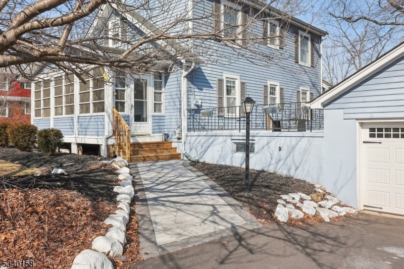 Property Photo:  17 Norwood Dr  NJ 07933 