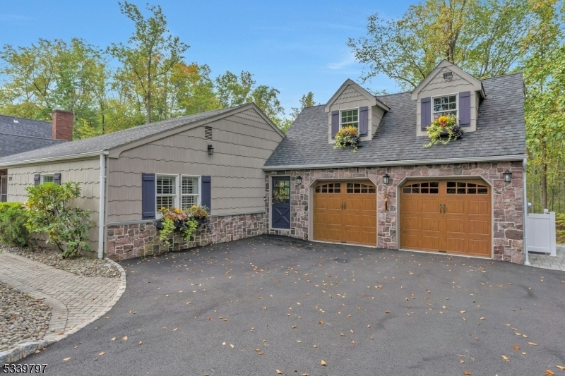 Property Photo:  1277 Dogwood Dr  NJ 08807 