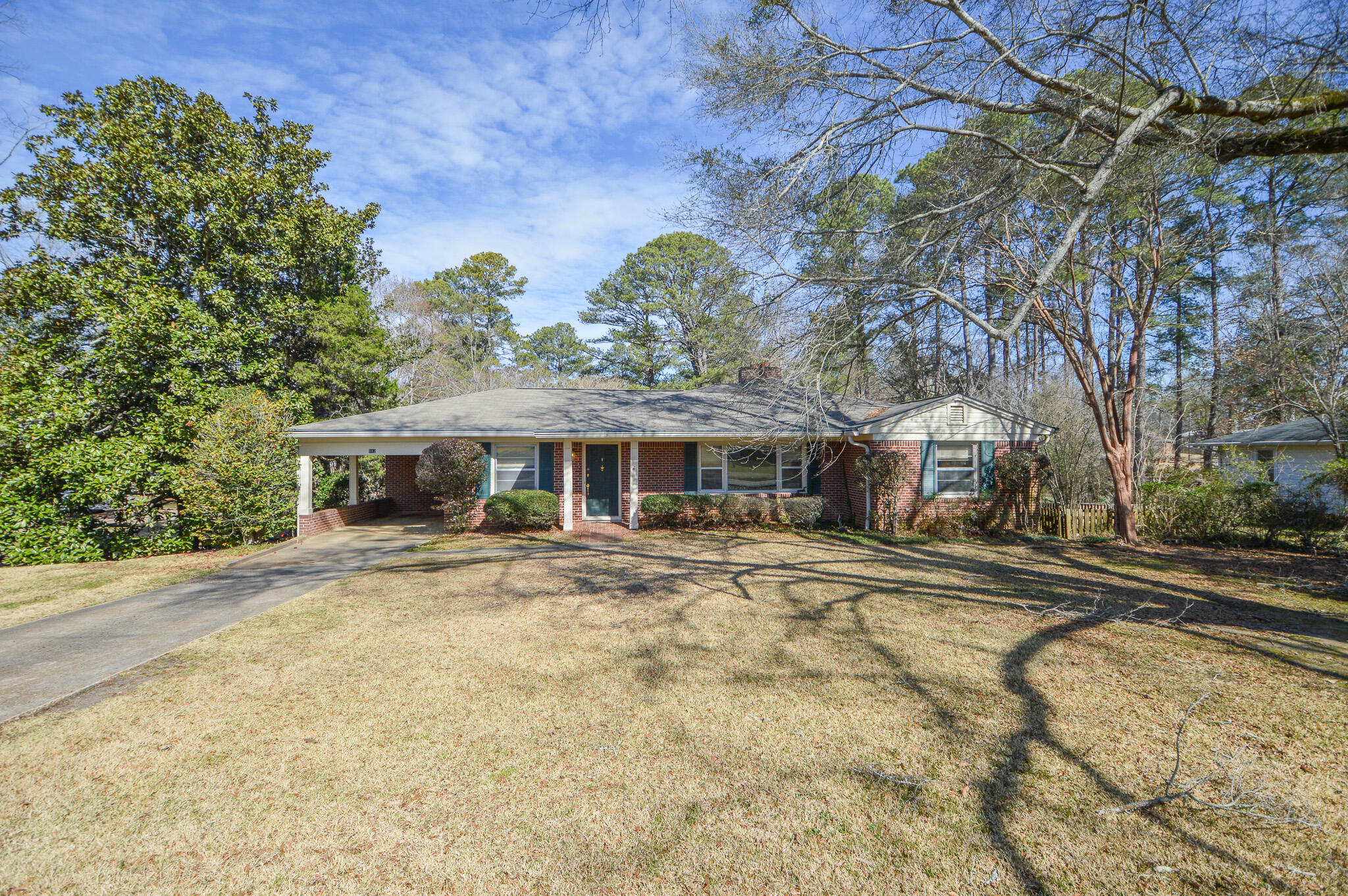 Property Photo: 912 Barnett Drive MS 39759