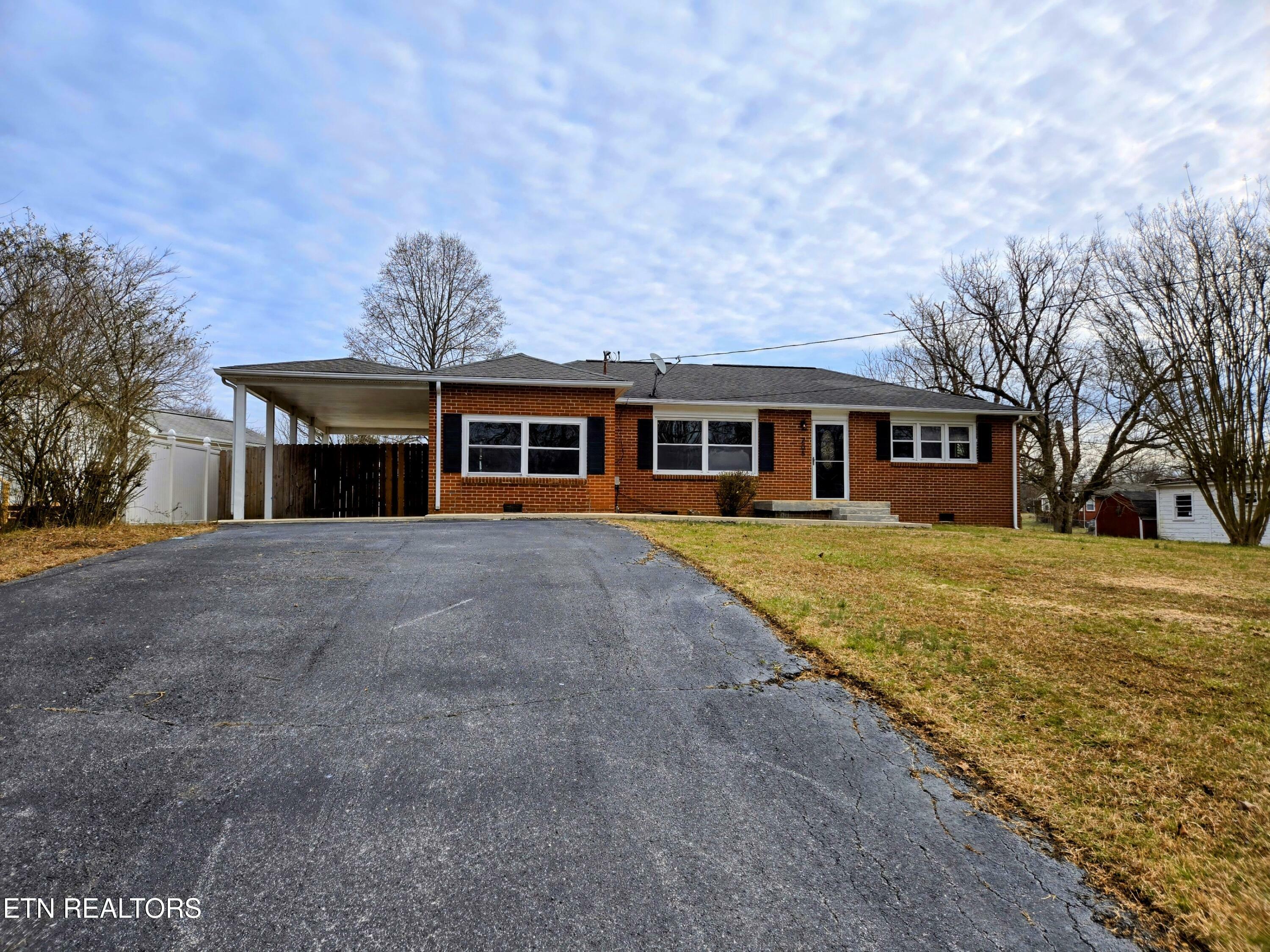 Property Photo:  205 Willowbrook Drive  TN 37763 