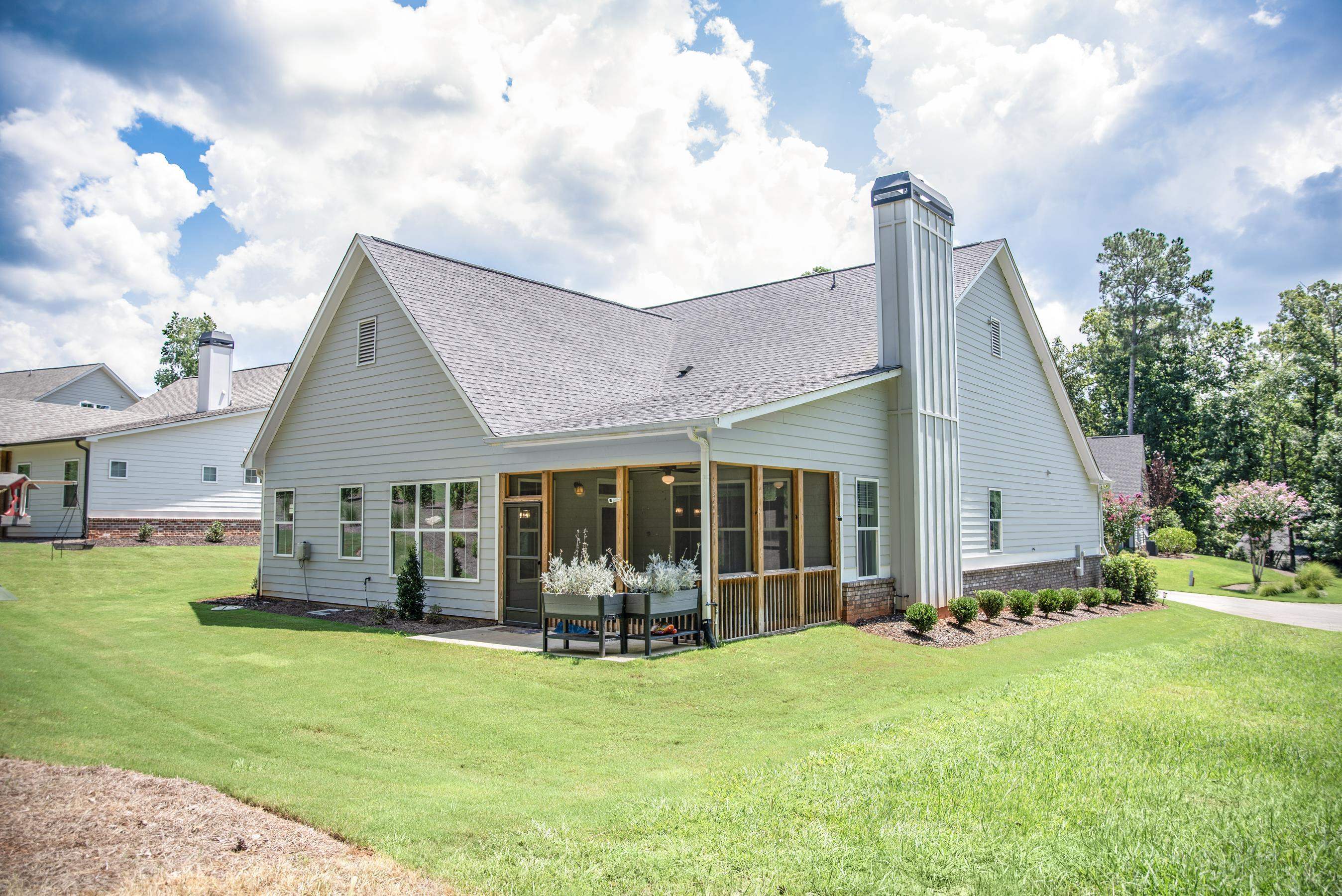 Property Photo:  1031 Spoon Drive  GA 30642 