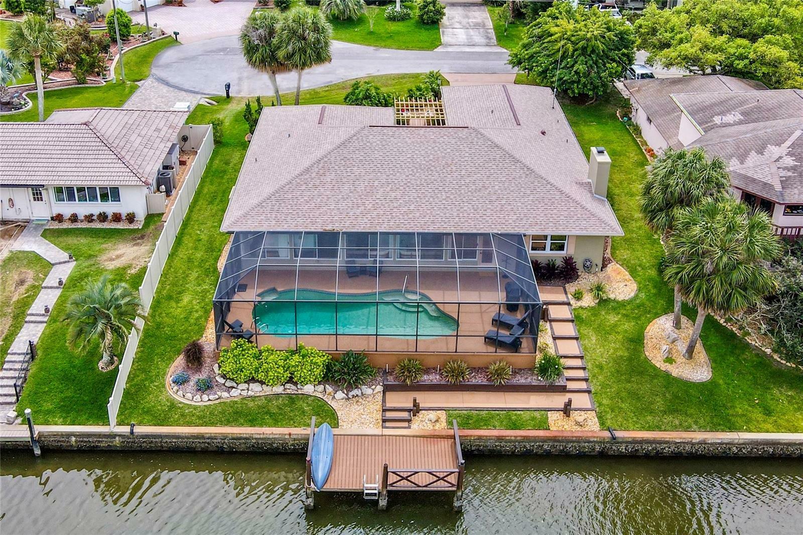 Property Photo:  85 Comanche Court  FL 32137 