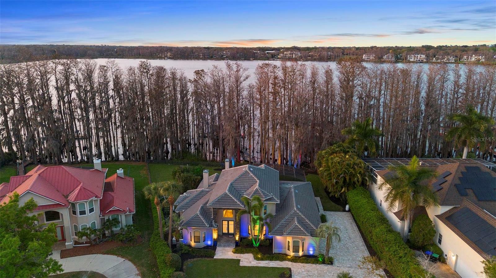 Property Photo: 5524 Sail Court FL 32819