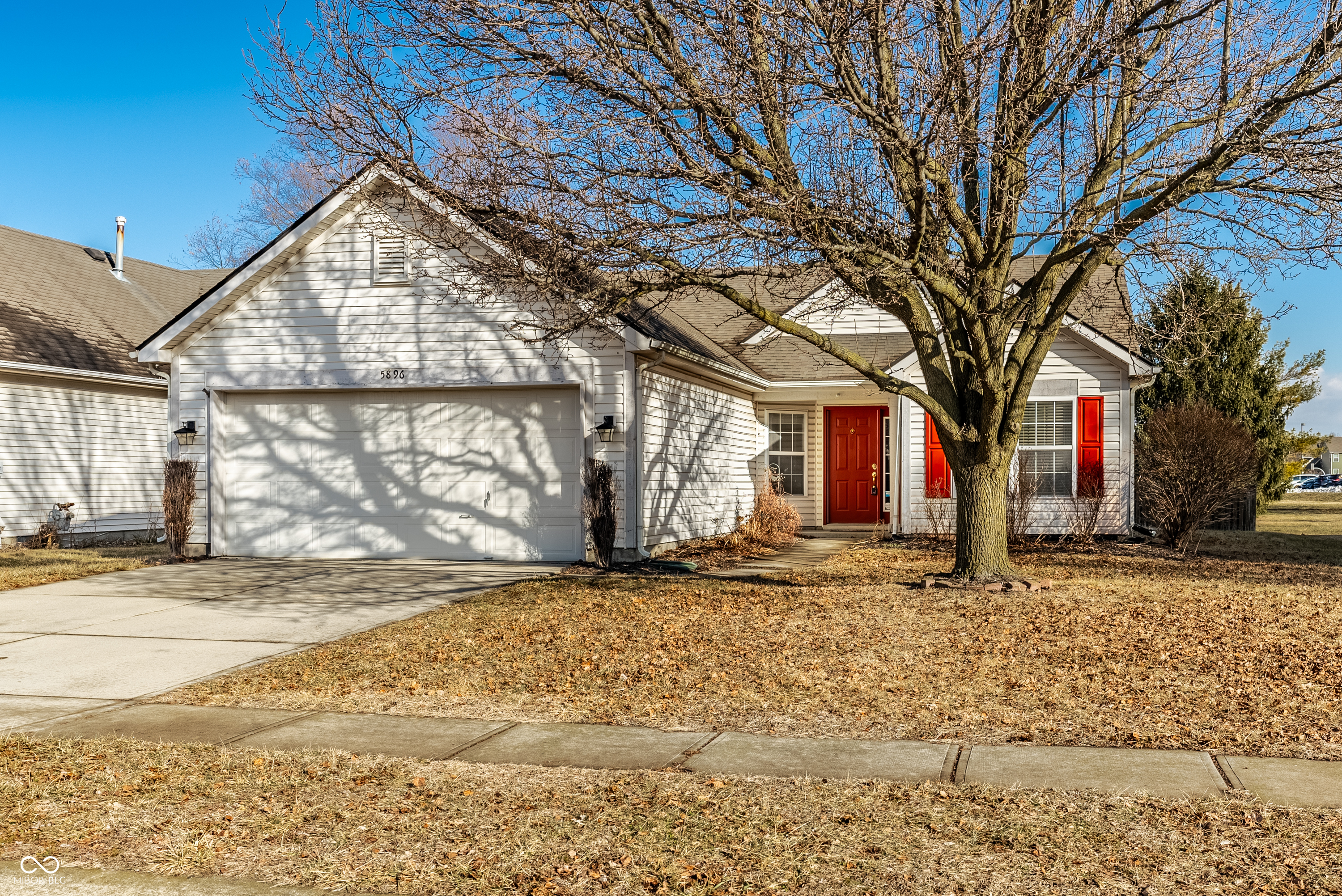 Property Photo:  5896 Hollow Oak Trail  IN 46033 