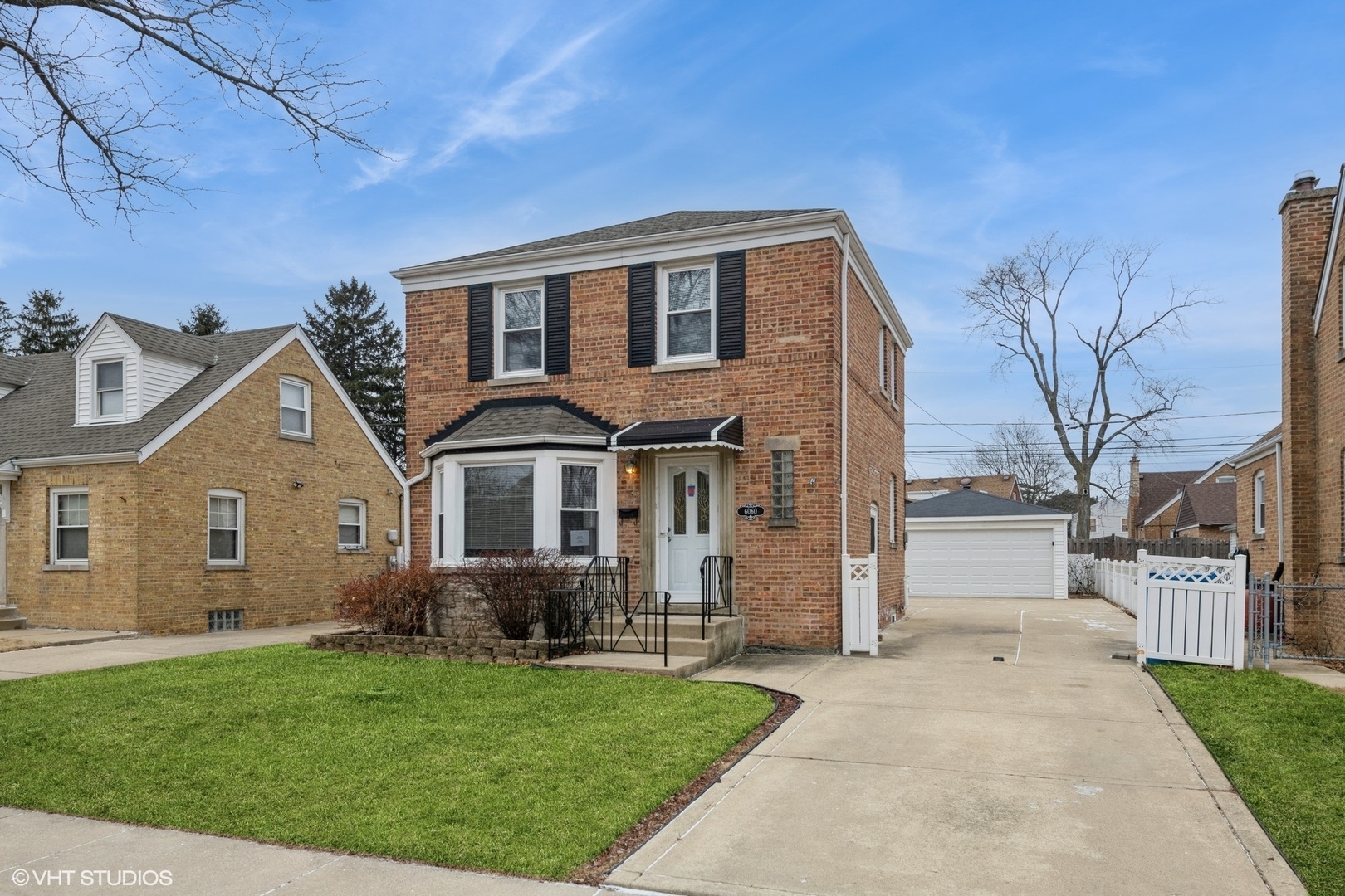 Property Photo:  6060 N Overhill Avenue  IL 60631 