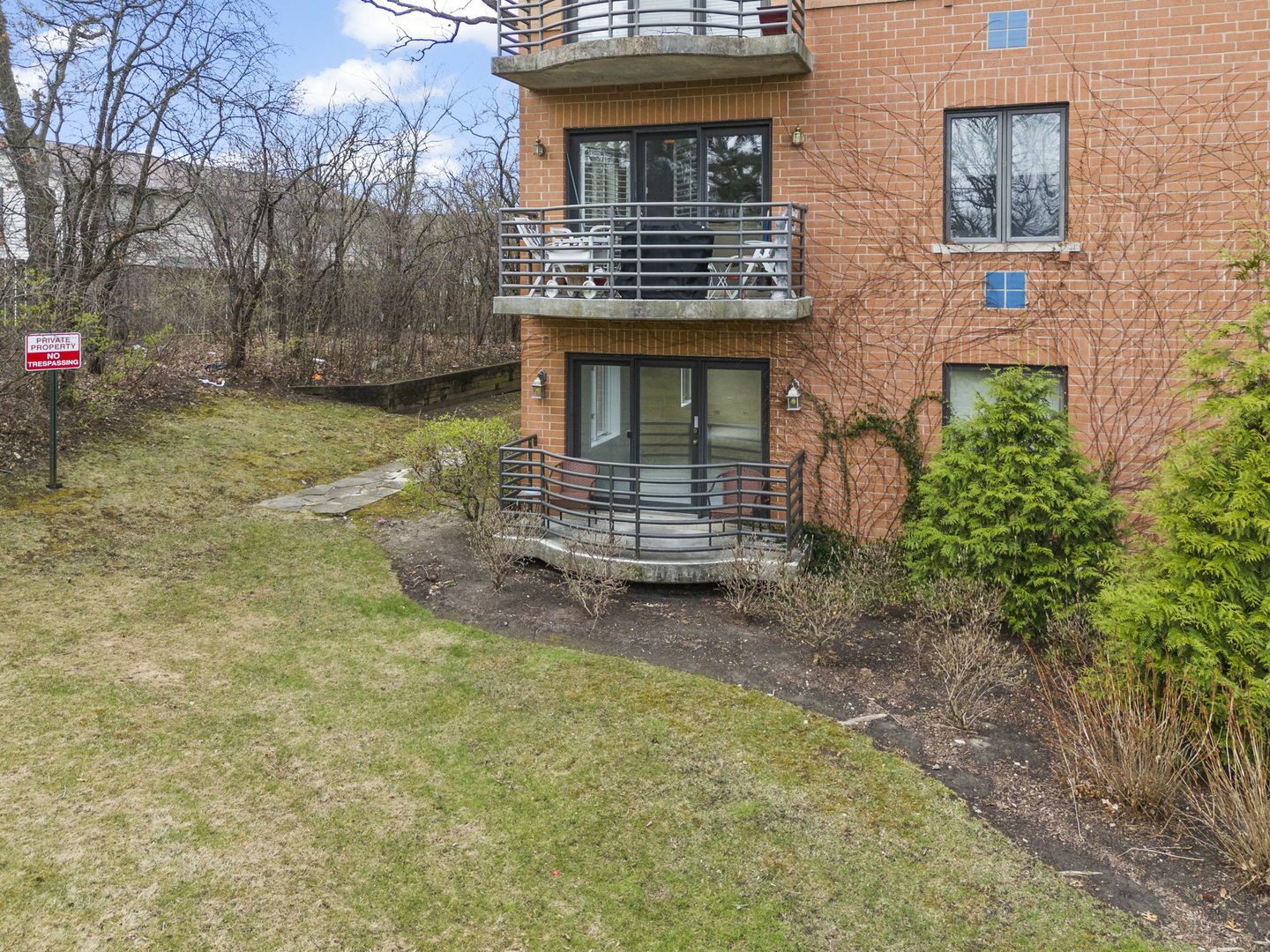 3525 S Cass Court 418  Oak Brook IL 60523 photo