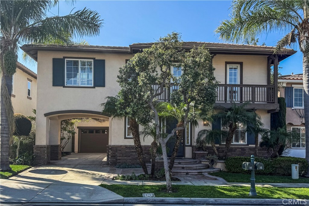 Property Photo: 16 Modesto CA 92602