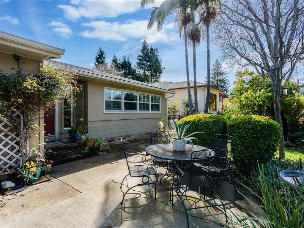 Property Photo: 1893 Corralitos Avenue CA 93401