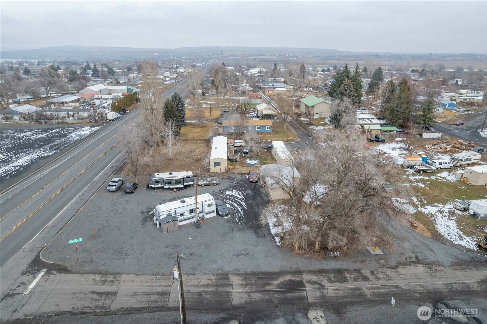 Property Photo: 19055 Franklin St. NW WA 98851