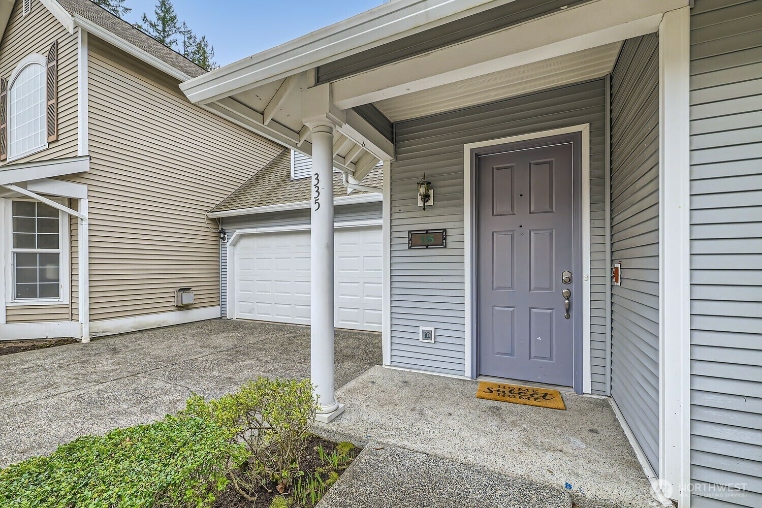 Property Photo:  335  226th Lane NE 159  WA 98074 