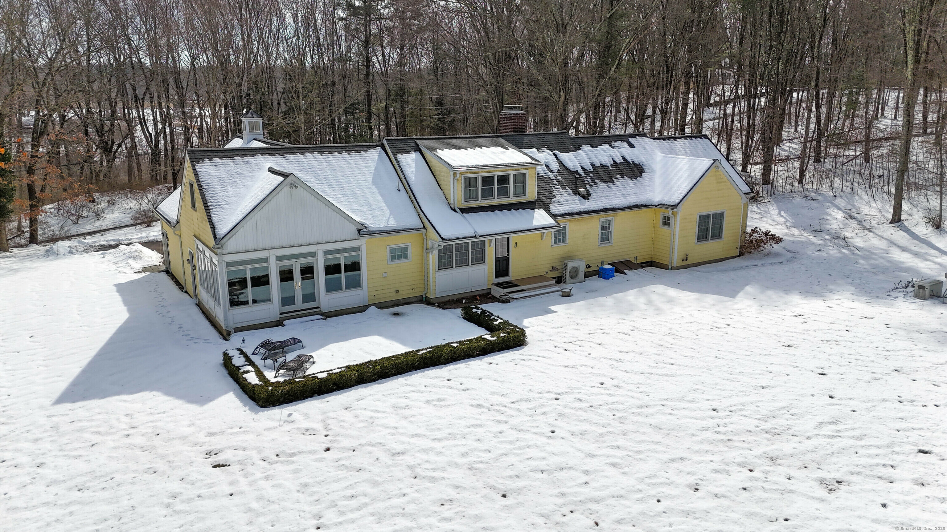 Property Photo:  385 Sport Hill Road  CT 06612 