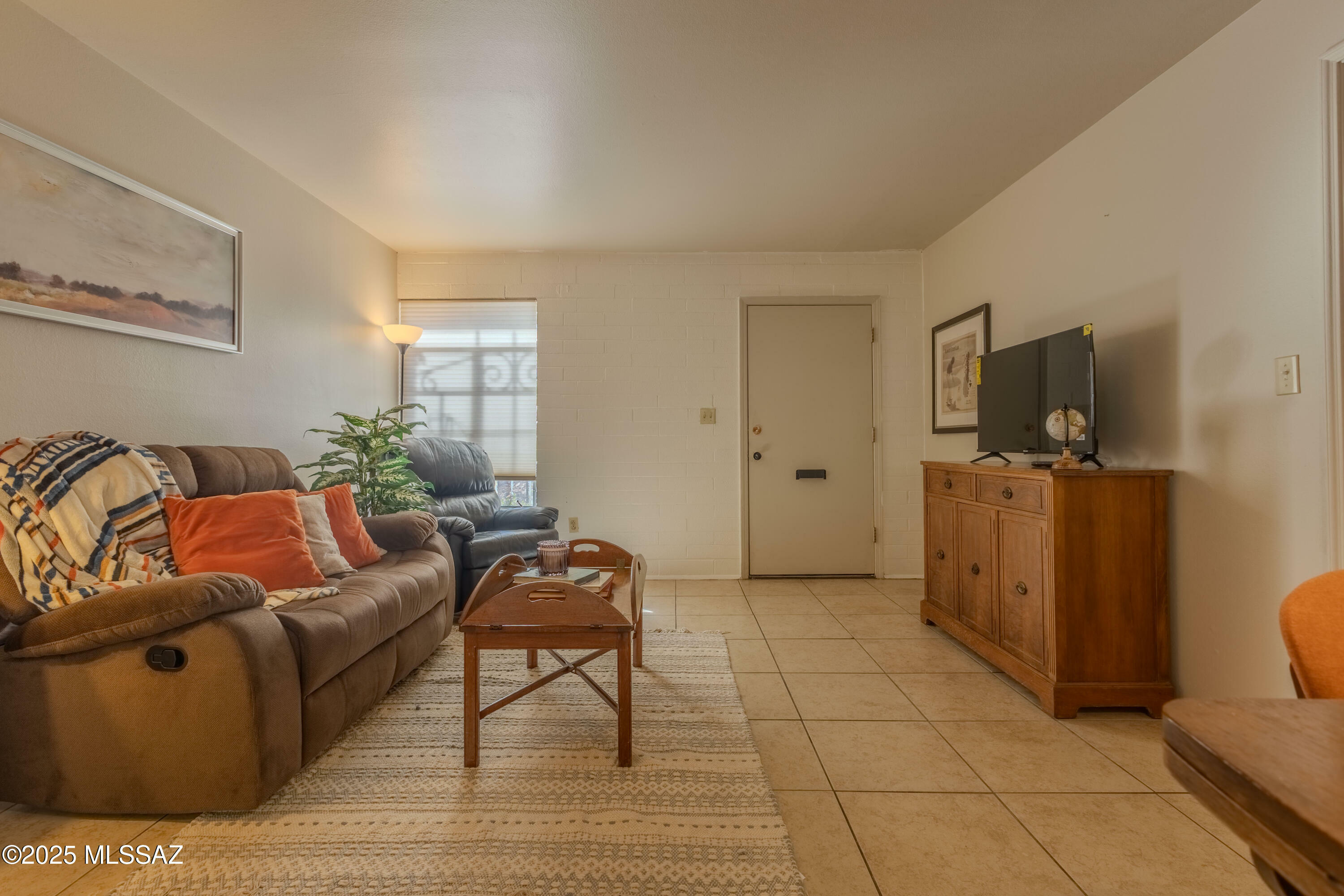 Property Photo: 187 S Paseo Tierra B AZ 85614