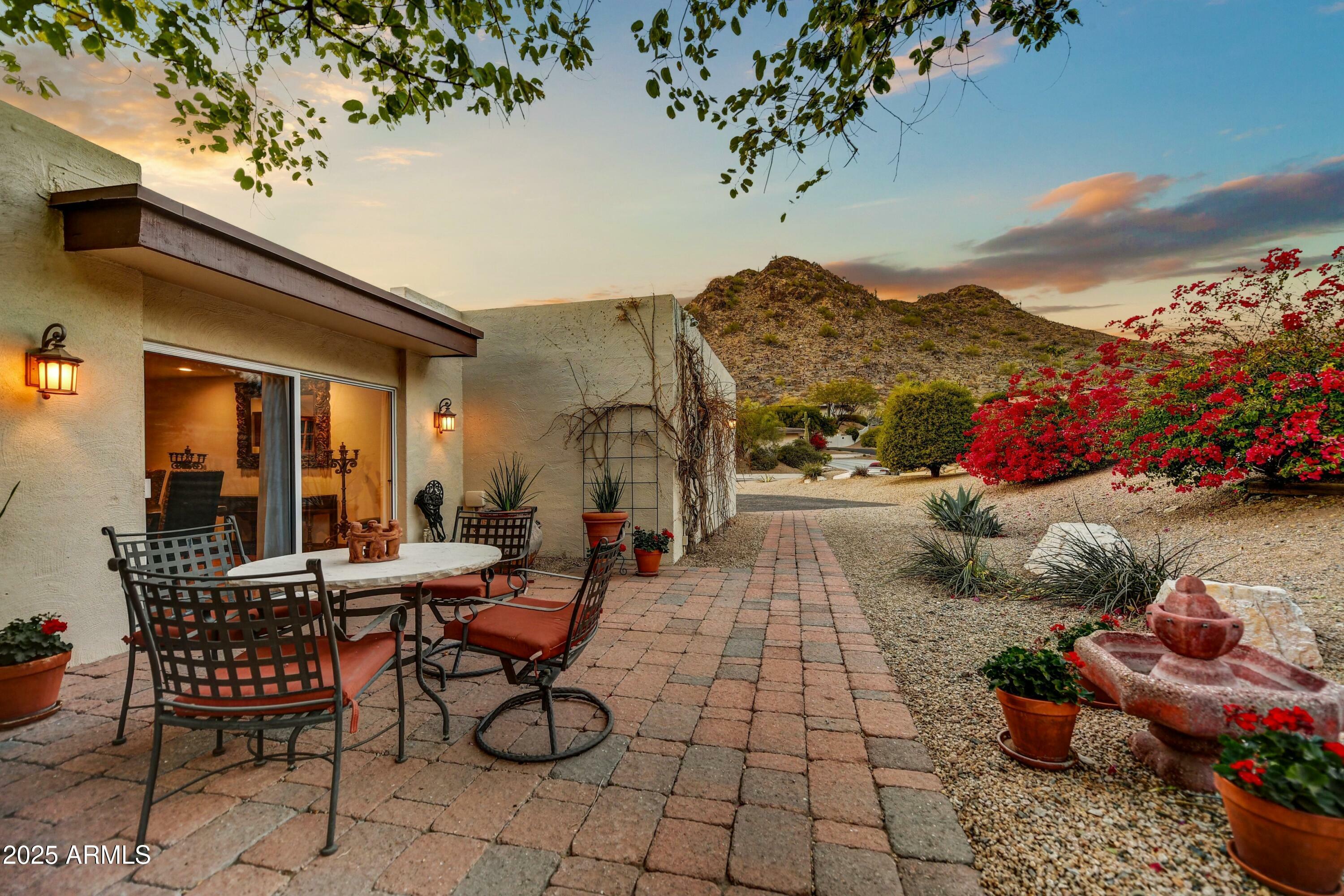 Property Photo: 3500 E Lincoln Drive 6 AZ 85018