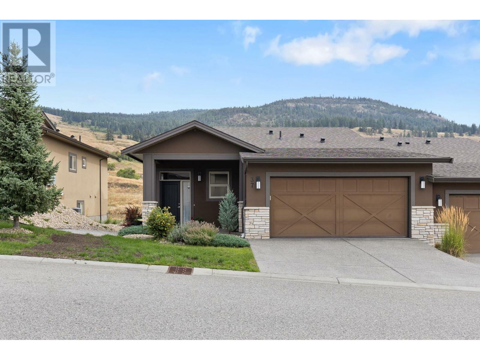 Property Photo: 1836 Tower Ranch Boulevard 37 BC V1P 1S8