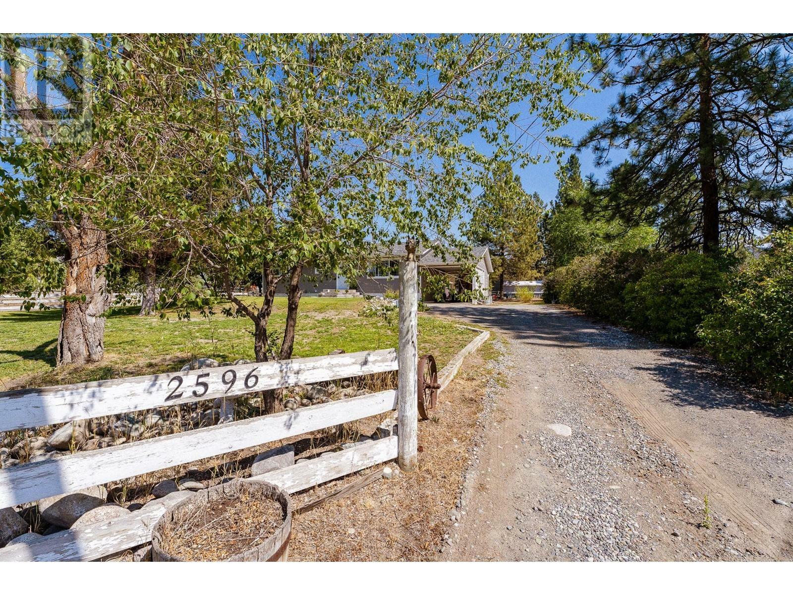 Property Photo: 2596 Aberdeen Road BC V0K 1Y0