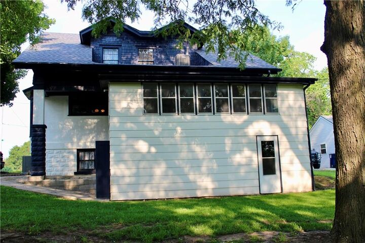 Property Photo: 300 N Monroe Street MO 64473