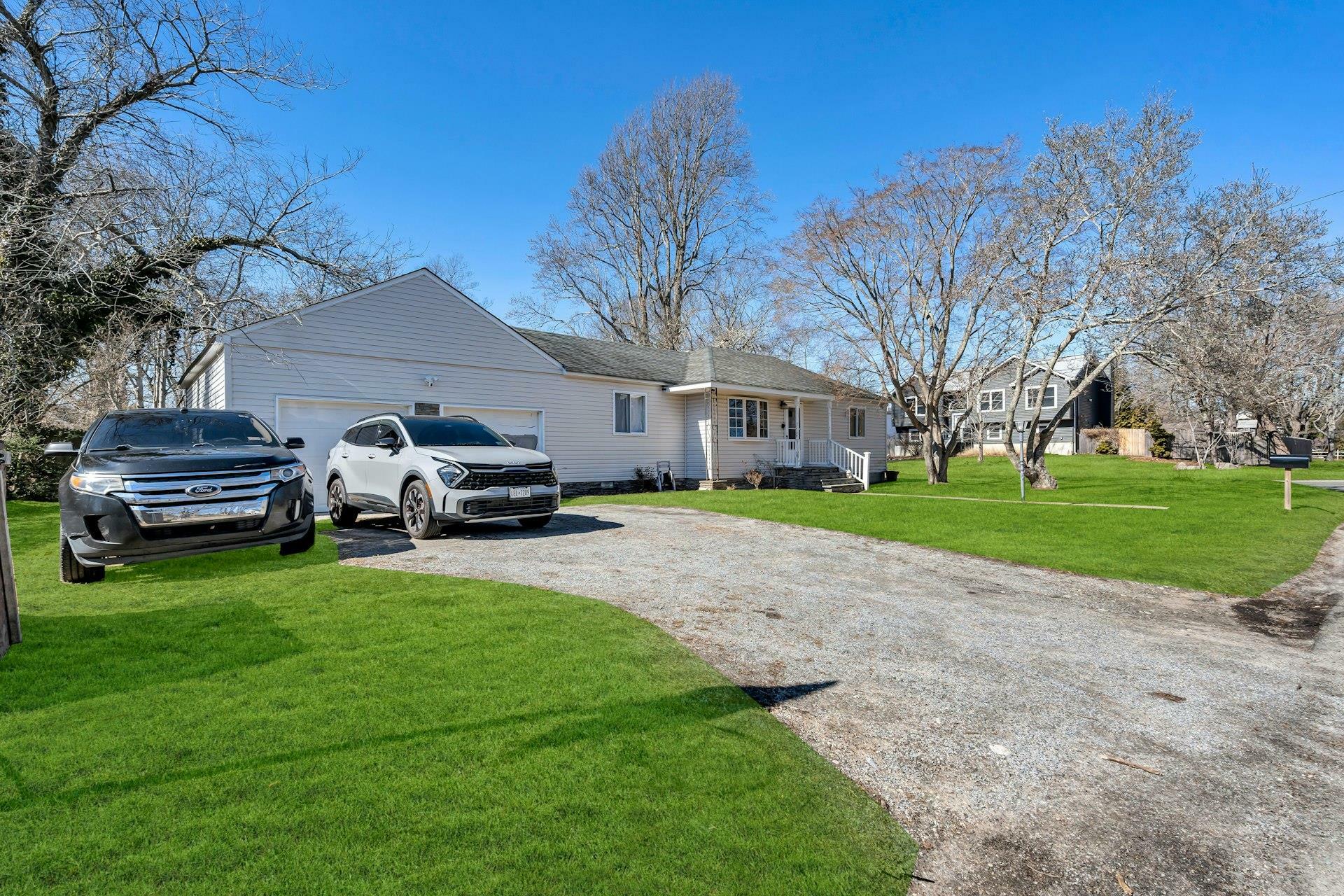 Property Photo:  60 Washington Drive  NY 11951 