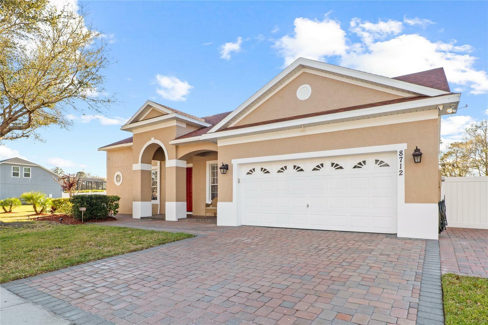 Property Photo:  8712 Irmastone Way  FL 32817 