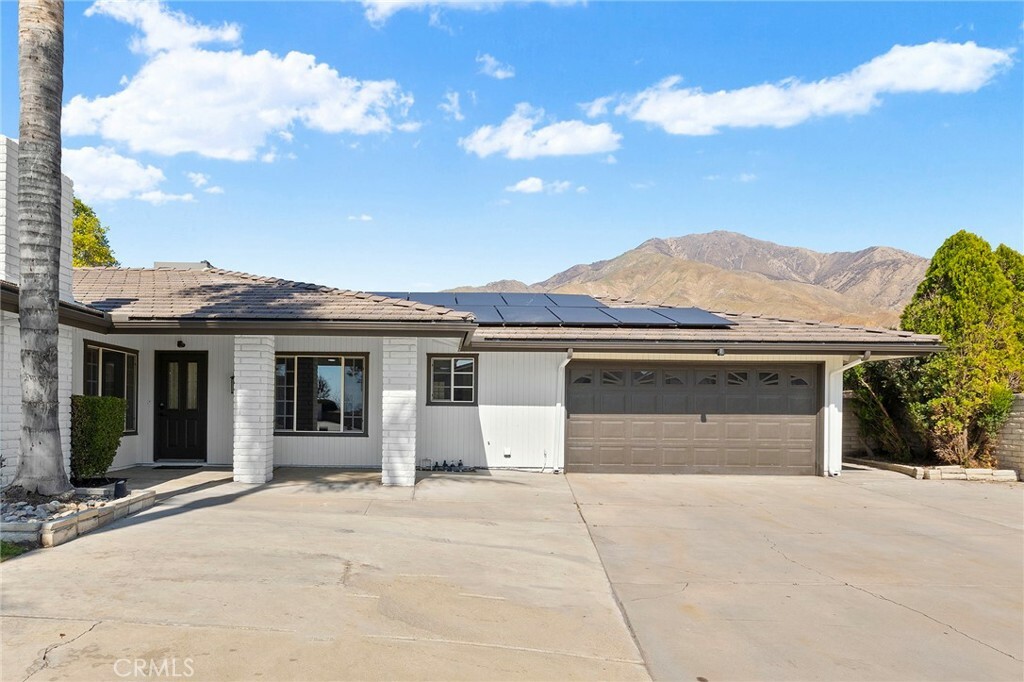 Property Photo: 28404 Coachman Lane CA 92346