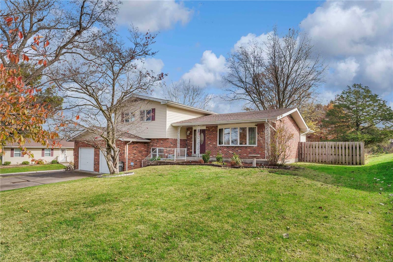 Property Photo:  212 Riverview Drive  MO 63670 