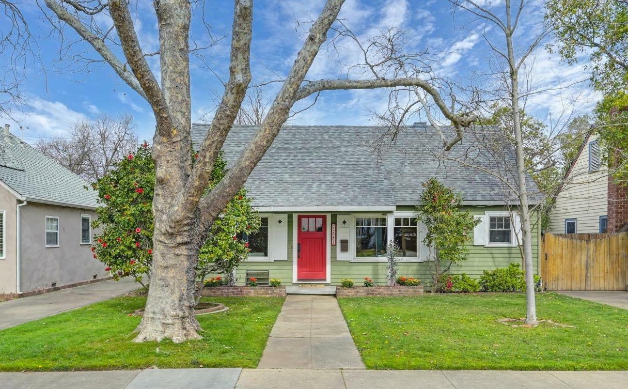 Property Photo: 2741 Castro Way CA 95818