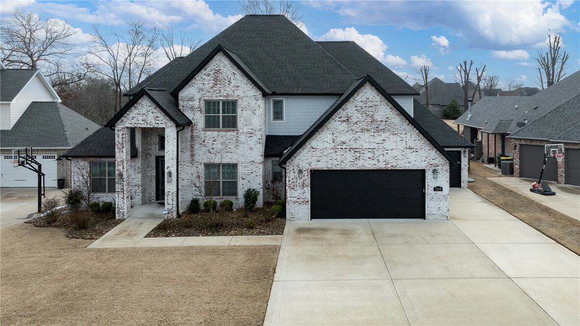 Property Photo:  3230 Oak Tree Drive  AR 72719 