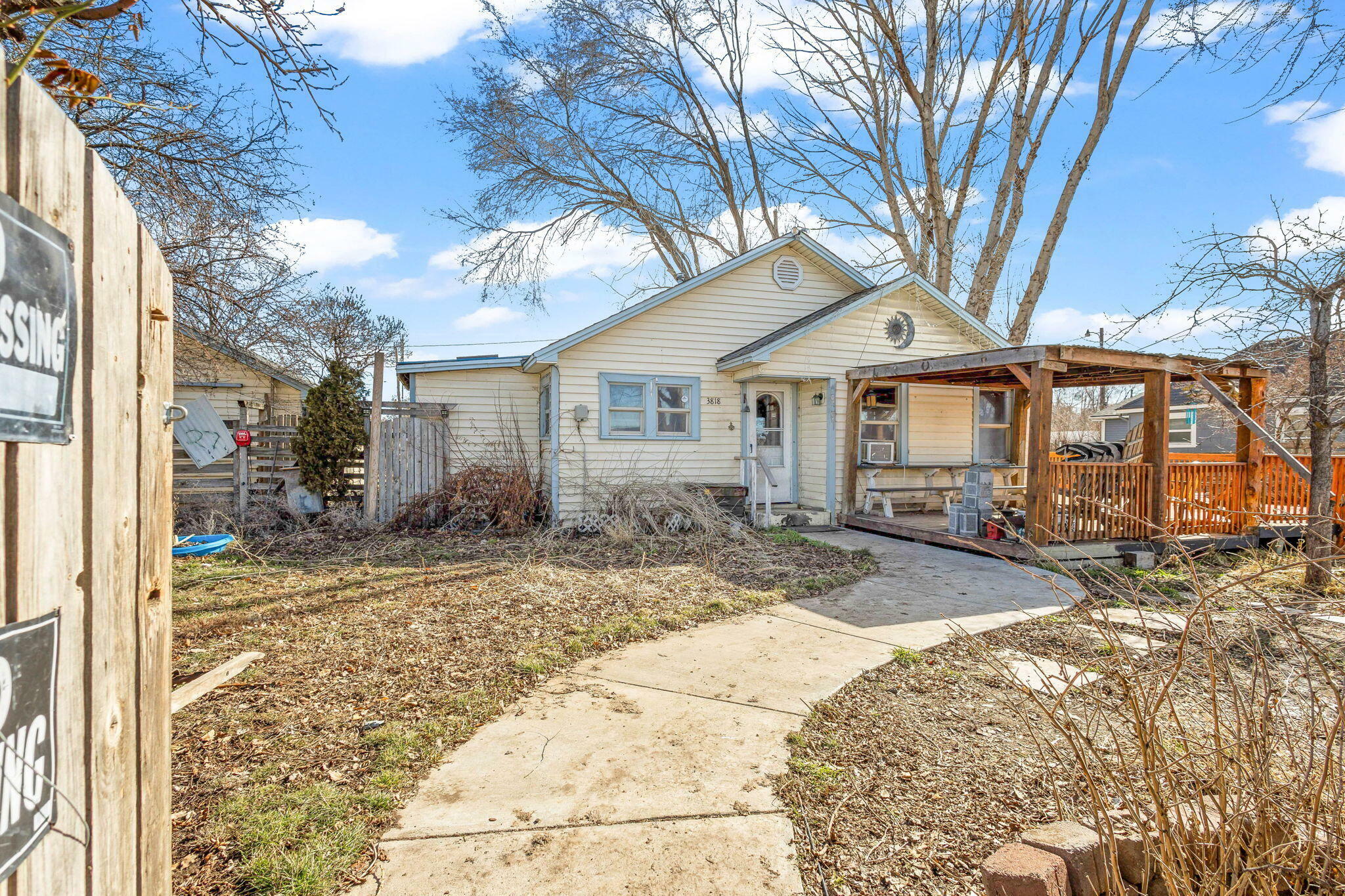 Property Photo: 3818 NW Lamonta Road OR 97754