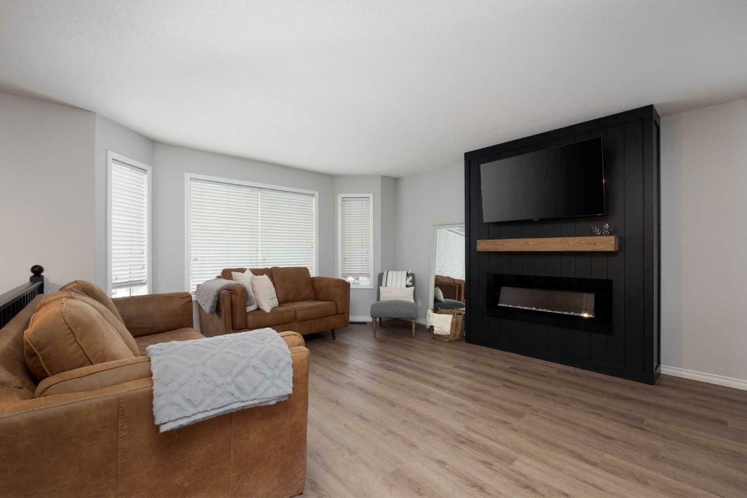 Property Photo: 171 Laboucane Crescent AB T9K 2M1